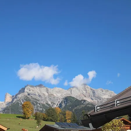 Dorfalm Chalet *